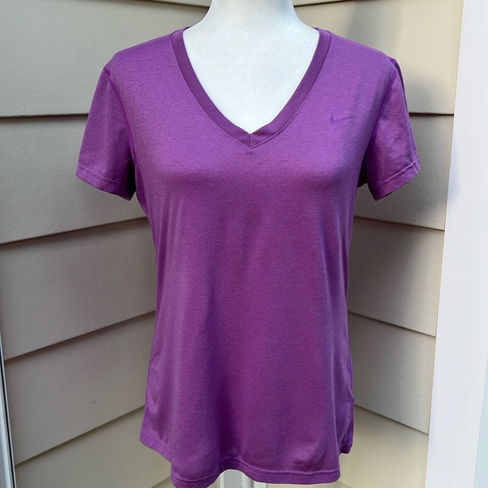 Nike Dri Fit EUC V Neck Short Sleeve T Shirt Athletic Running Streetwear Run